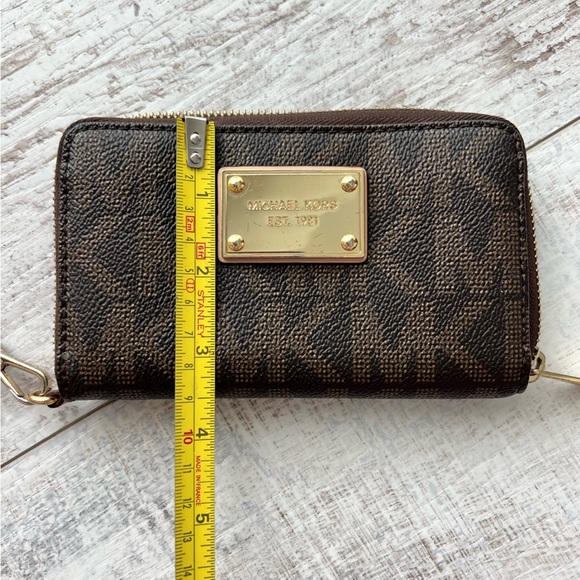 Michael Kors Black Wristlet Wallet - Picture 9 of 9